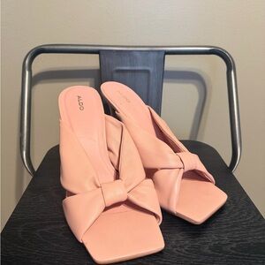 ALDO Pink Bow Mule Heels Size 10 Spring Easter Bridal Shower Prom Wedding Guest